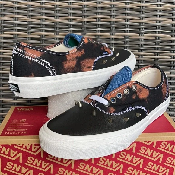 Vans Authentic Tartan Daze Multiaciddye WMNS